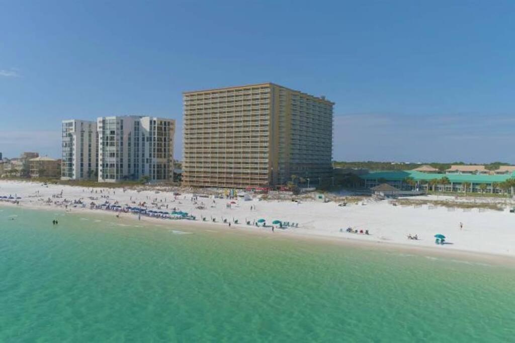 Pelican Beach Resort-Walkout Unit-On The Beach Destin Exterior photo